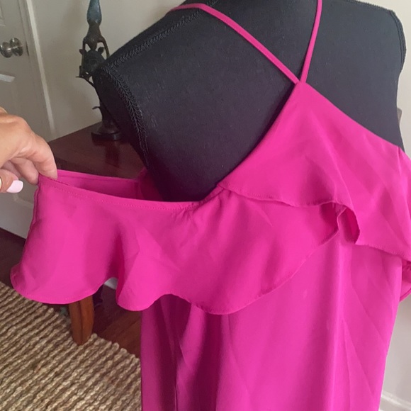 Fuchsia Pink Ruffled Tank - Picture 2 of 4